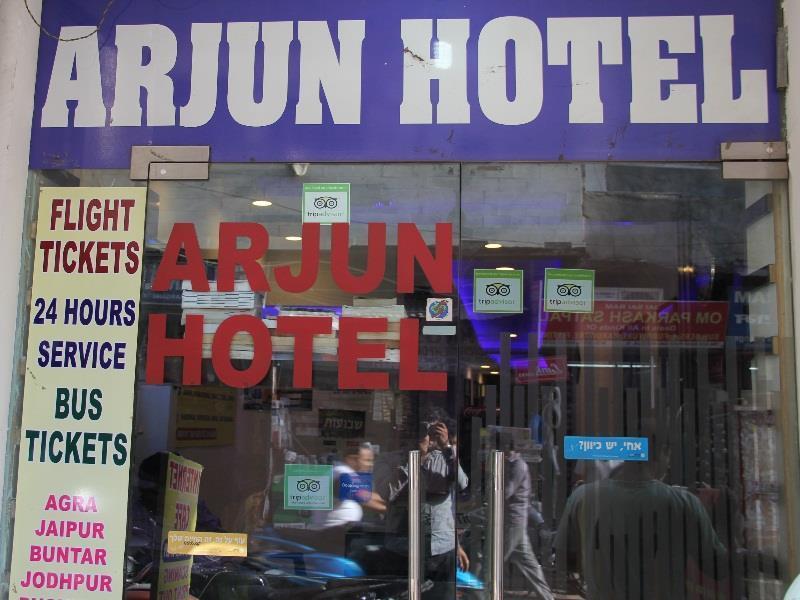 Hotel Arjun  Nueva Delhi Exterior foto